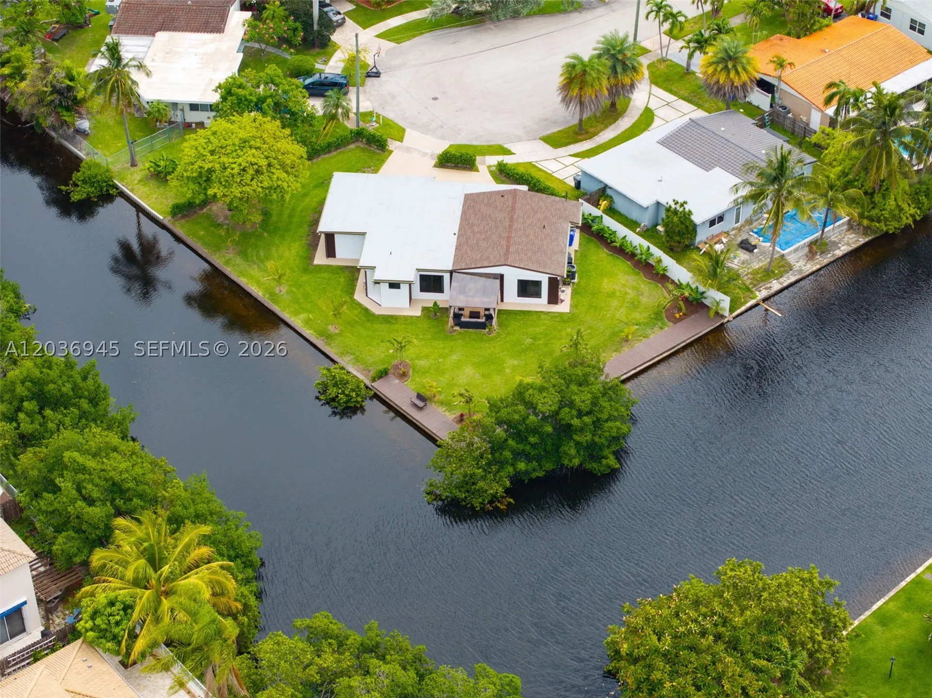 1178 Grant Street Hollywood FL 33019
