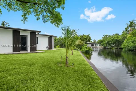 1178 Grant Street Hollywood FL 33019