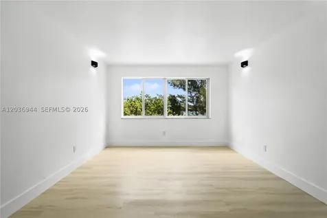 14840 Naranja Lakes Boulevard Homestead FL 33032