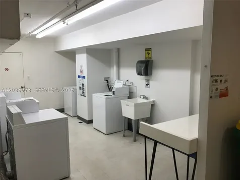 100 Lincoln Road Miami Beach FL 33139