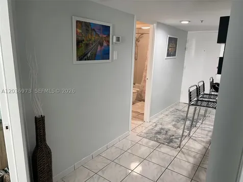 100 Lincoln Road Miami Beach FL 33139