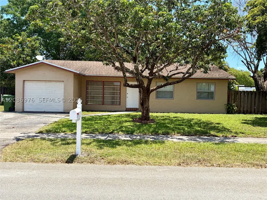 731 NW 84th Avenue Pembroke Pines FL 33024