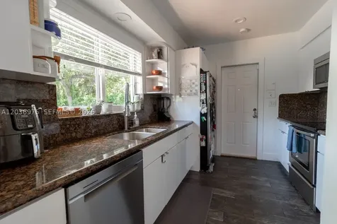 1244 S Alhambra Circle Coral Gables FL 33146
