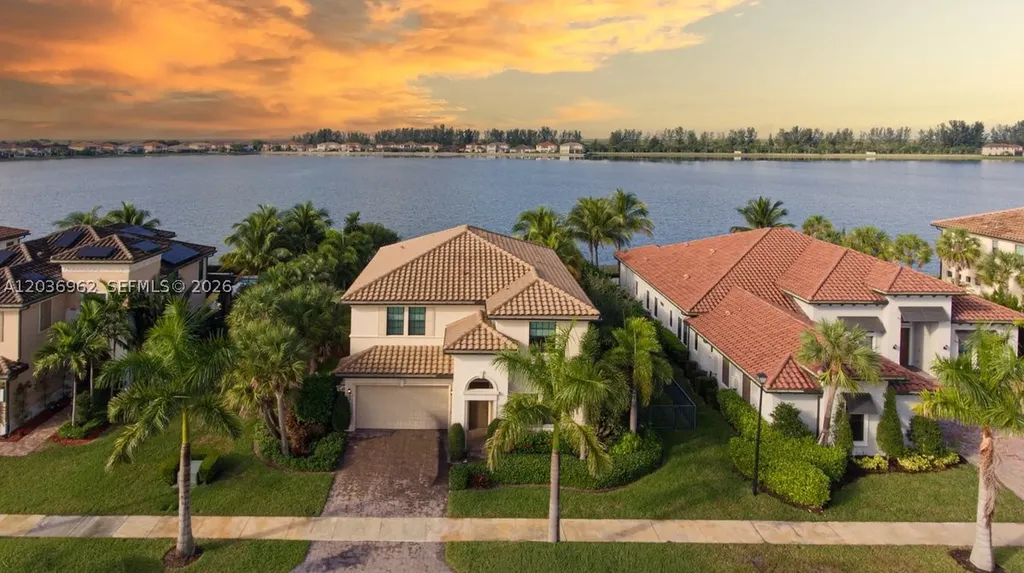 8725 Parkland Bay Drive Parkland FL 33076