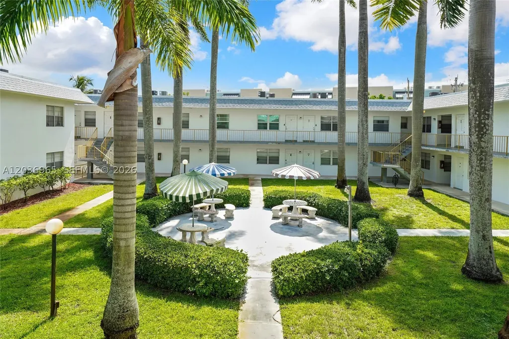 6211 SW 37th Street Davie FL 33314
