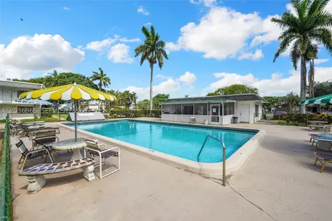 6211 SW 37th Street Davie FL 33314