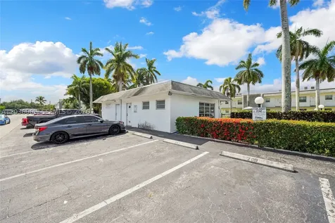 6211 SW 37th Street Davie FL 33314