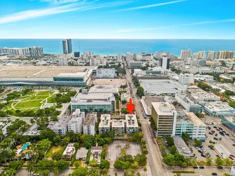 1700 Meridian Avenue Miami Beach FL 33139