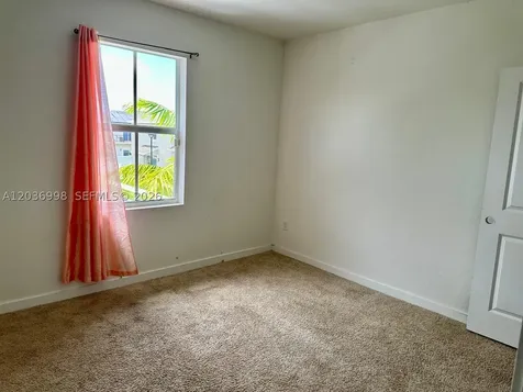 754 SE 19th Street Homestead FL 33034