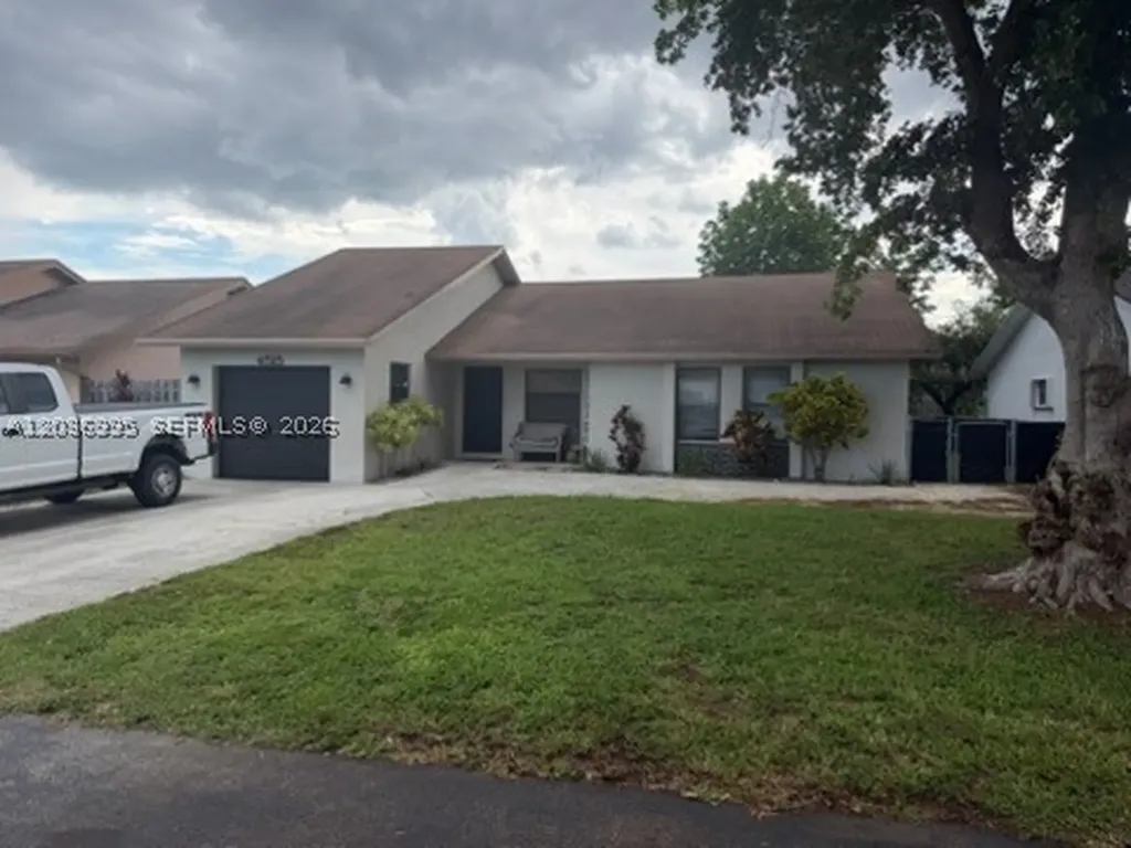 4515 NW 94th Way Sunrise FL 33351