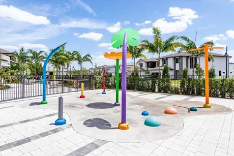 4636 NW 84th Avenue Doral FL 33166