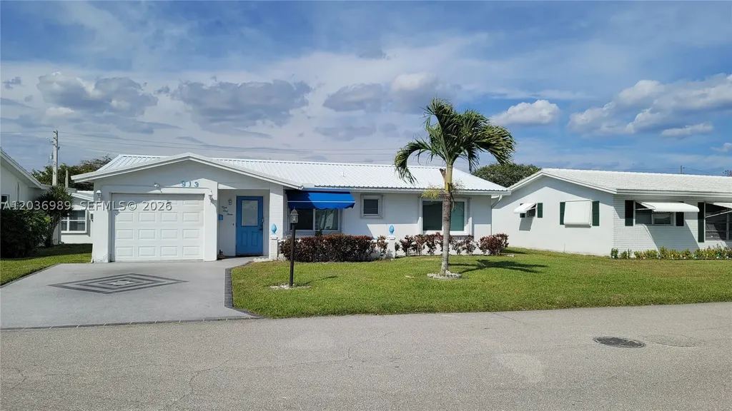 913 SW 3rd Avenue Boynton Beach FL 33426
