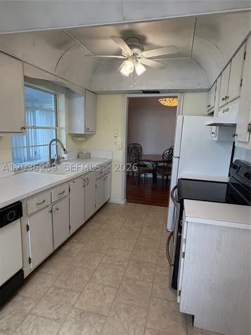 913 SW 3rd Avenue Boynton Beach FL 33426