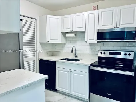 9703 Hammocks Boulevard Miami FL 33196