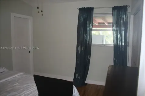 621 SW 64 Way Pembroke Pines FL 33023