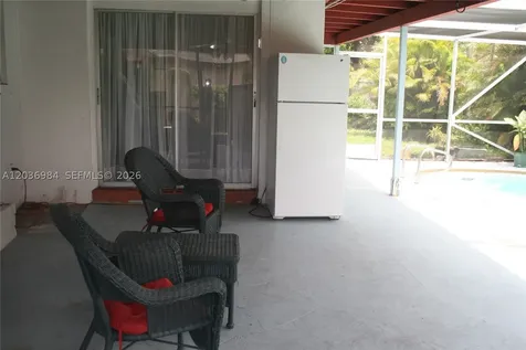 621 SW 64 Way Pembroke Pines FL 33023