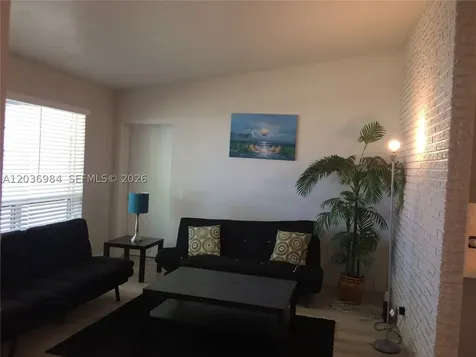 621 SW 64 Way Pembroke Pines FL 33023