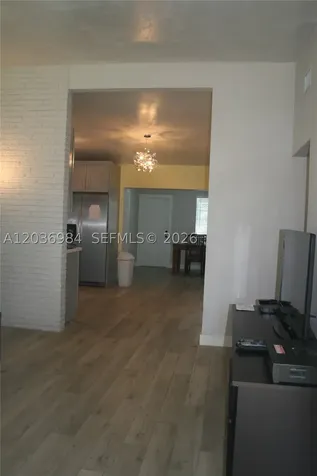 621 SW 64 Way Pembroke Pines FL 33023