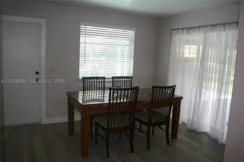 621 SW 64 Way Pembroke Pines FL 33023