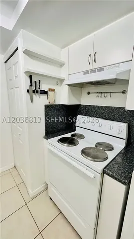 2415 NW 16th St Road Miami FL 33125