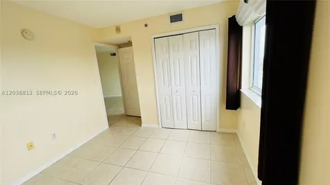 2415 NW 16th St Road Miami FL 33125