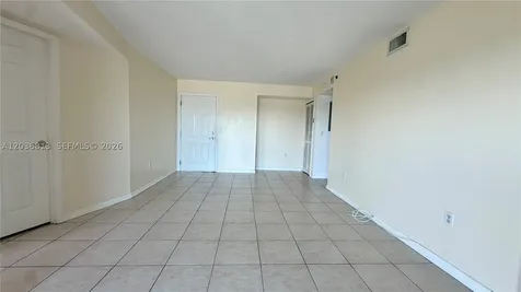 2415 NW 16th St Road Miami FL 33125