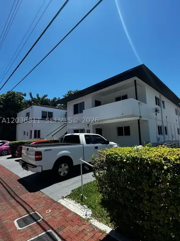 602 SW 13th Avenue Miami FL 33135