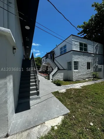 602 SW 13th Avenue Miami FL 33135