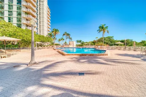 1121 Crandon Boulevard Key Biscayne FL 33149