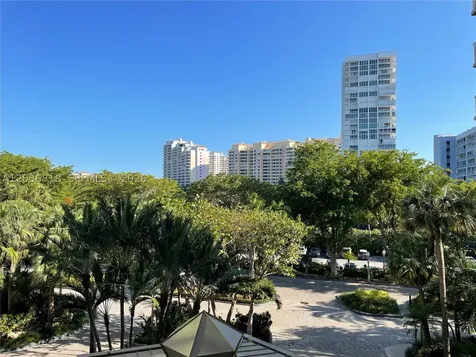 1121 Crandon Boulevard Key Biscayne FL 33149