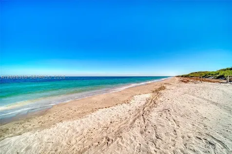 1121 Crandon Boulevard Key Biscayne FL 33149