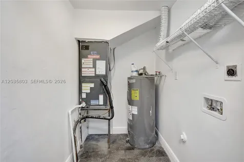 5980 SW 40th Avenue Dania Beach FL 33312