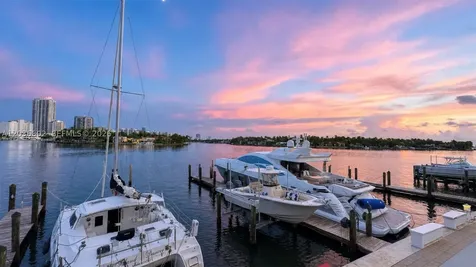 900 Bay Drive Miami Beach FL 33141