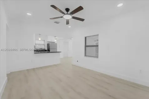 5220 SW 6th Street Miami FL 33134