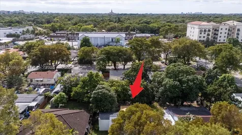 5220 SW 6th Street Miami FL 33134