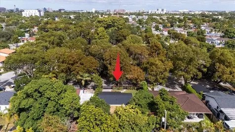 5220 SW 6th Street Miami FL 33134