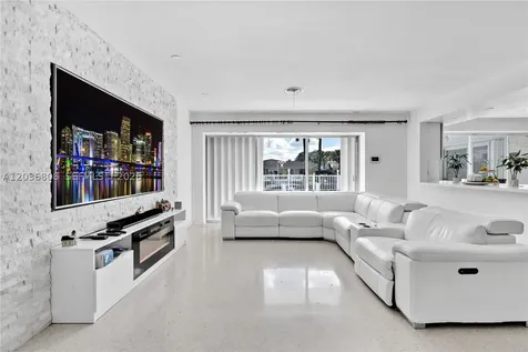 1418 NE 57th Court Fort Lauderdale FL 33334