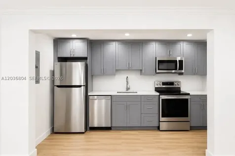 5839 SW 74th Terrace South Miami FL 33143