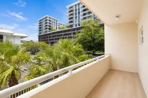 5839 SW 74th Terrace South Miami FL 33143