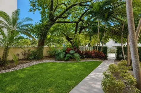 5839 SW 74th Terrace South Miami FL 33143