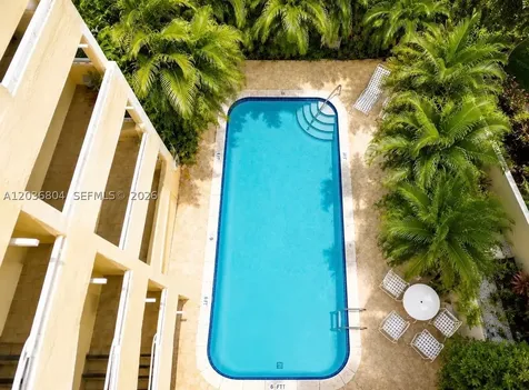 5839 SW 74th Terrace South Miami FL 33143