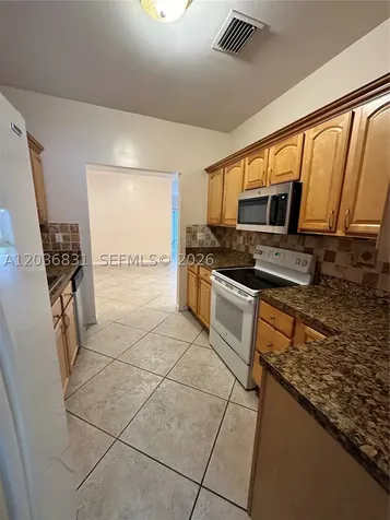 2988 NW 7th Court Fort Lauderdale FL 33311