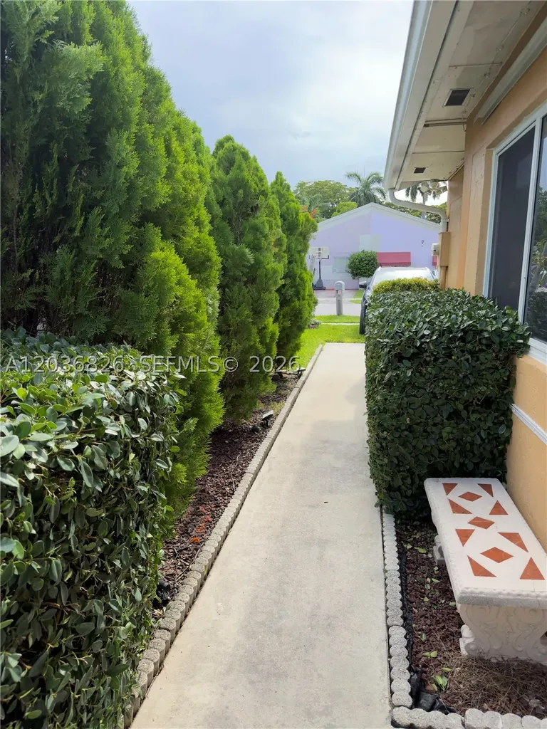 9623 SW 146th Place Miami FL 33186