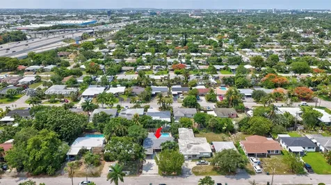 417 NW 46th Street Oakland Park FL 33309