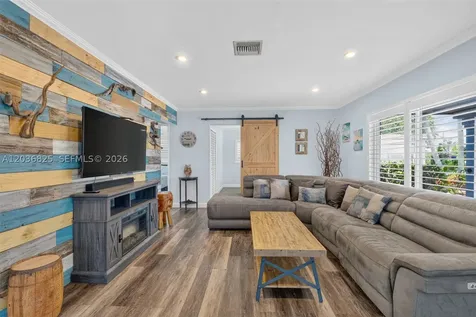 417 NW 46th Street Oakland Park FL 33309