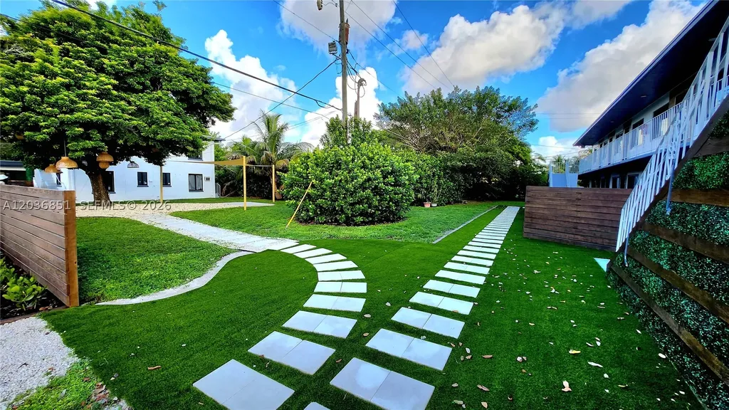 335 SW 20th Street Fort Lauderdale FL 33315