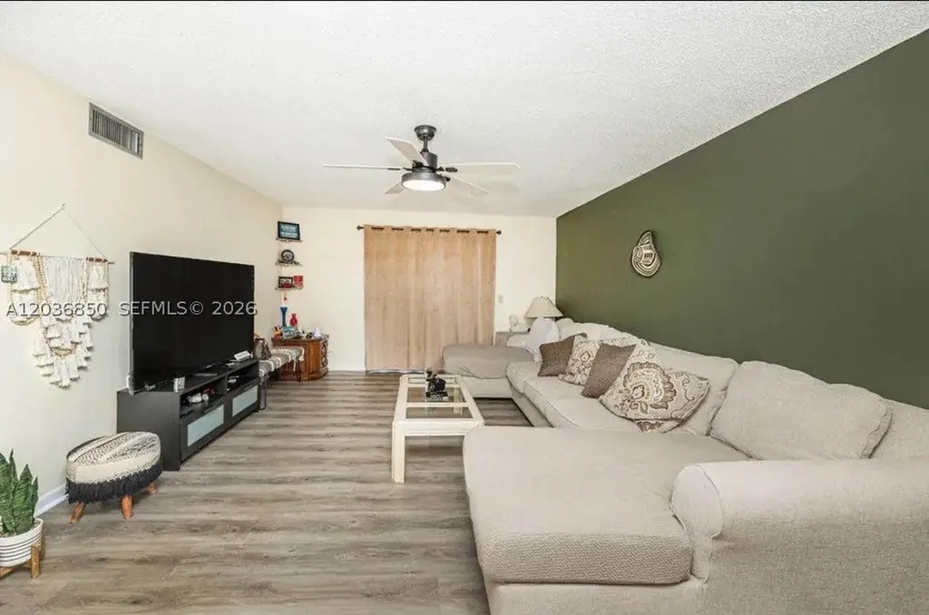2615 NE 3rd Court Boynton Beach FL 33435
