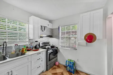 761 NE 139th Street North Miami FL 33161