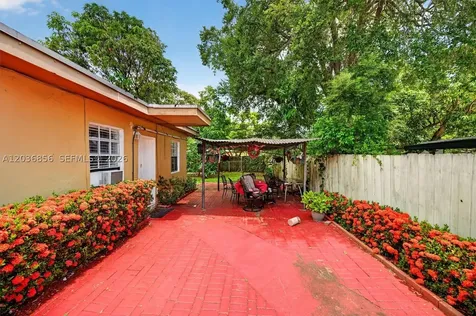 761 NE 139th Street North Miami FL 33161