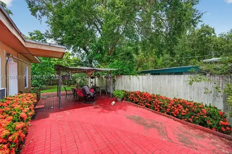 761 NE 139th Street North Miami FL 33161